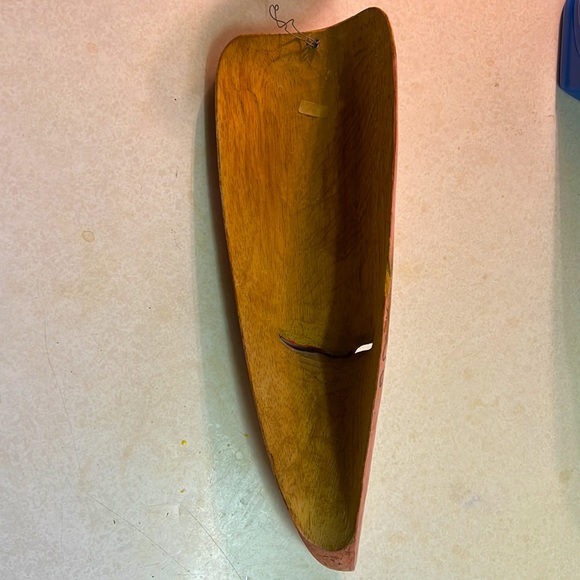 Mask - Picture 2 of 6